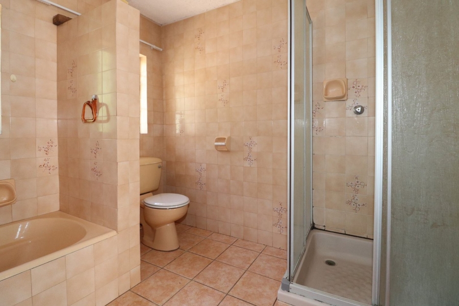 To Let 3 Bedroom Property for Rent in Irene Park North West